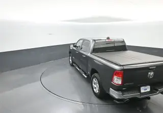 Ram 1500 2019 4x4 Big Horn 4dr Crew Cab 5.6 ft. SB Pickup