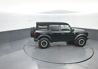 Ford Bronco 2023 4x4 Base Advanced 4dr SUV