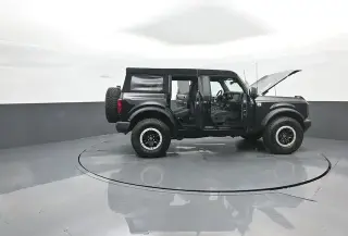 Ford Bronco 2023 4x4 Base Advanced 4dr SUV