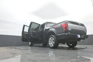 Ford F-150 2018 4x4 Platinum 4dr SuperCrew 5.5 ft. SB