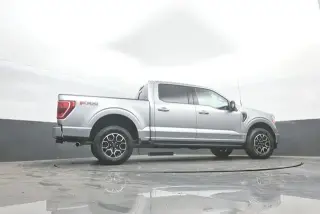Ford F-150 2023 4x4 XLT 4dr SuperCrew 5.5 ft. SB