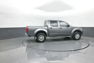 Nissan Frontier 2018 4x4 SV 4dr Crew Cab 5 ft. SB 5A