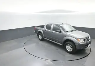 Nissan Frontier 2018 4x4 SV 4dr Crew Cab 5 ft. SB 5A