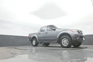 Nissan Frontier 2018 4x4 SV 4dr Crew Cab 5 ft. SB 5A