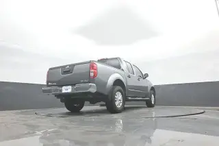 Nissan Frontier 2018 4x4 SV 4dr Crew Cab 5 ft. SB 5A