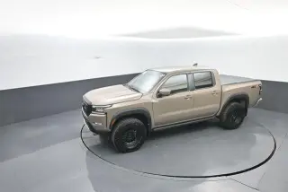 Nissan Frontier 2022 4x4 PRO-4X 4dr Crew Cab 5 ft. SB