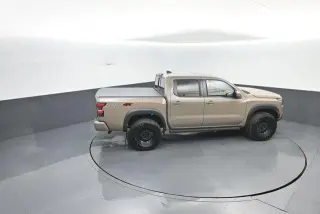 Nissan Frontier 2022 4x4 PRO-4X 4dr Crew Cab 5 ft. SB