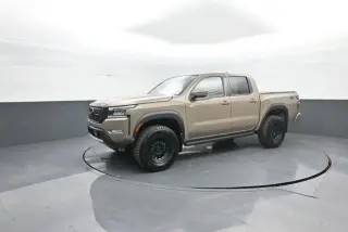 Nissan Frontier 2022 4x4 PRO-4X 4dr Crew Cab 5 ft. SB