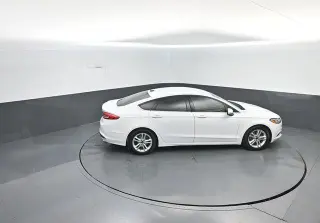 Ford Fusion 2018 SE 4dr Sedan