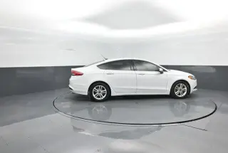 Ford Fusion 2018 SE 4dr Sedan