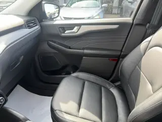 Ford Escape 2023 AWD Platinum 4dr SUV