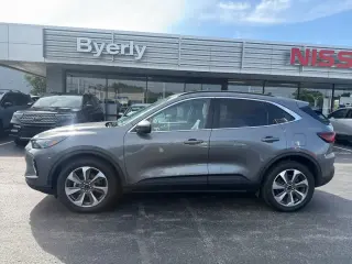 Ford Escape 2023 AWD Platinum 4dr SUV