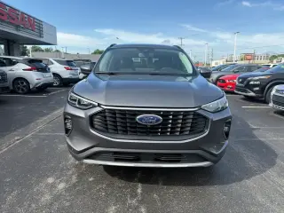 Ford Escape 2023 AWD Platinum 4dr SUV