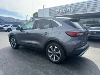 Ford Escape 2023 AWD Platinum 4dr SUV