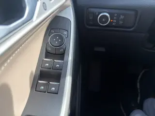 Ford Explorer 2023 AWD Limited 4dr SUV