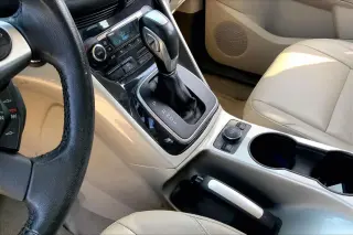 Ford C-MAX Hybrid 2013 SEL 4dr Wagon