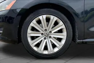 Volkswagen Passat 2013 SE 4dr Sedan 5M