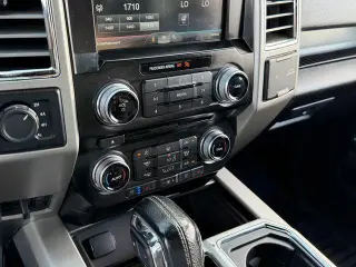 Ford F-150 2015 4x4 Lariat 4dr SuperCrew 5.5 ft. SB