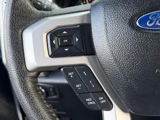 Ford F-150 2015 4x4 Lariat 4dr SuperCrew 5.5 ft. SB