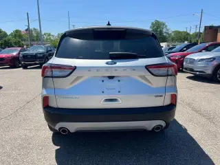 Ford Escape Hybrid 2020 AWD Titanium 4dr SUV