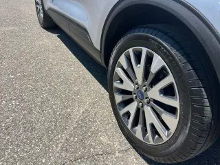 Ford Escape Hybrid 2020 AWD Titanium 4dr SUV