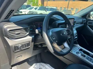 Ford Explorer 2023 AWD XLT 4dr SUV
