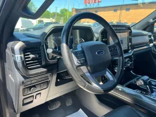 Ford F-150 2023 4x4 XLT 4dr SuperCrew 5.5 ft. SB