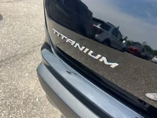 Ford Edge 2023 AWD Titanium 4dr Crossover