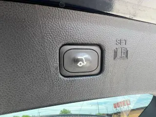 Ford Edge 2023 AWD Titanium 4dr Crossover