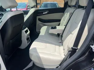 Ford Edge 2023 AWD Titanium 4dr Crossover