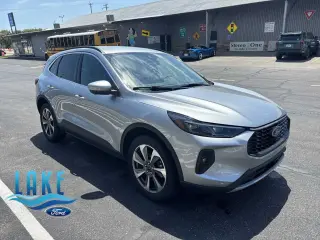 Ford Escape 2024 AWD Platinum 4dr SUV