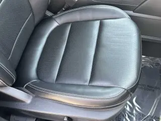 Ford Escape 2024 AWD Platinum 4dr SUV