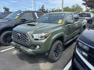 Toyota Tacoma 2022 4x4 TRD Sport 4dr Double Cab 5.0 ft SB 6M