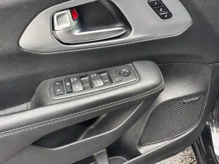 Chrysler Pacifica 2020 Touring L Plus 4dr Mini-Van