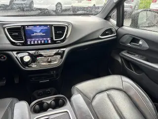 Chrysler Pacifica 2020 Touring L Plus 4dr Mini-Van