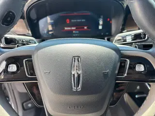 Lincoln Corsair 2023 Reserve 4dr SUV