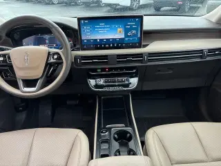 Lincoln Corsair 2023 AWD Reserve 4dr SUV