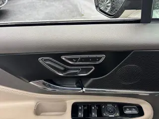 Lincoln Corsair 2023 AWD Reserve 4dr SUV