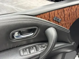 Nissan Armada 2019 4x4 Platinum 4dr SUV
