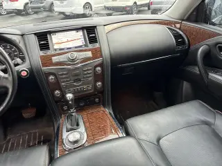 Nissan Armada 2019 4x4 Platinum 4dr SUV