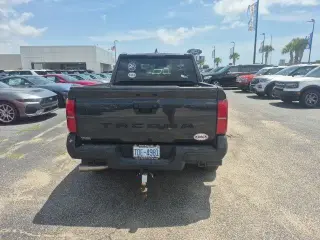 Toyota Tacoma 2025 4x2 SR 4dr Double Cab 5.0 ft SB