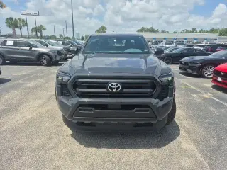 Toyota Tacoma 2025 4x2 SR 4dr Double Cab 5.0 ft SB
