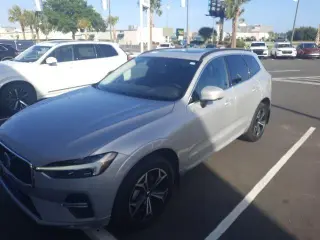 Volvo XC60 2022 AWD B5 Momentum 4dr SUV
