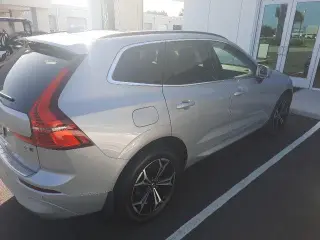 Volvo XC60 2022 AWD B5 Momentum 4dr SUV