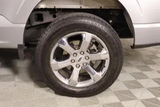 Ford F-150 2022 4x4 Lariat 4dr SuperCrew 6.5 ft. SB
