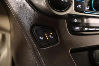 Chevrolet Suburban 2020 4x4 LT 4dr SUV