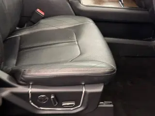 Ford Expedition MAX 2019 4x4 Platinum 4dr SUV