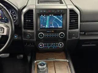 Ford Expedition MAX 2019 4x4 Platinum 4dr SUV