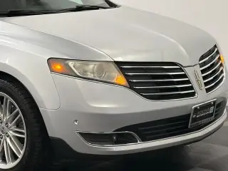 Lincoln MKT 2019 AWD Reserve 4dr Crossover