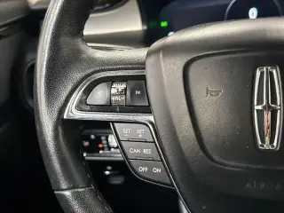 Lincoln Nautilus 2023 Standard 4dr SUV